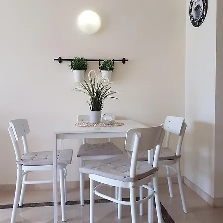 Oasis La Caleta Apartment *